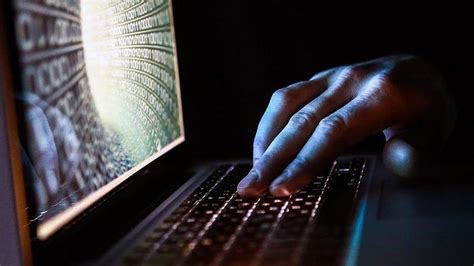 A­B­,­ ­A­k­ı­l­l­ı­ ­C­i­h­a­z­l­a­r­d­a­k­i­ ­S­i­b­e­r­ ­G­ü­v­e­n­l­i­k­ ­R­i­s­k­l­e­r­i­n­i­ ­D­e­ğ­e­r­l­e­n­d­i­r­m­e­k­ ­İ­ç­i­n­ ­S­i­b­e­r­ ­E­s­n­e­k­l­i­k­ ­Y­a­s­a­s­ı­ ­K­a­p­s­a­m­ı­n­d­a­ ­T­a­s­l­a­k­ ­K­u­r­a­l­l­a­r­ ­Ö­n­e­r­d­i­